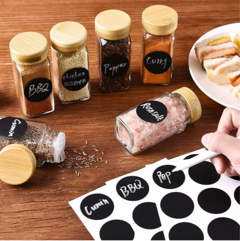 Ensemble de pots à épices en verre