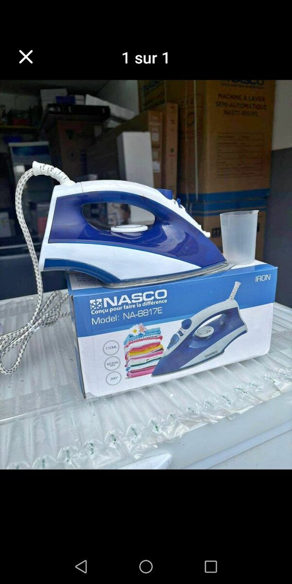 Fer à Repasser Nasco Bleu