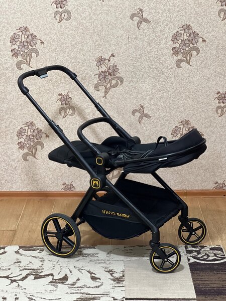 Коляска iningBaby, прогулочная