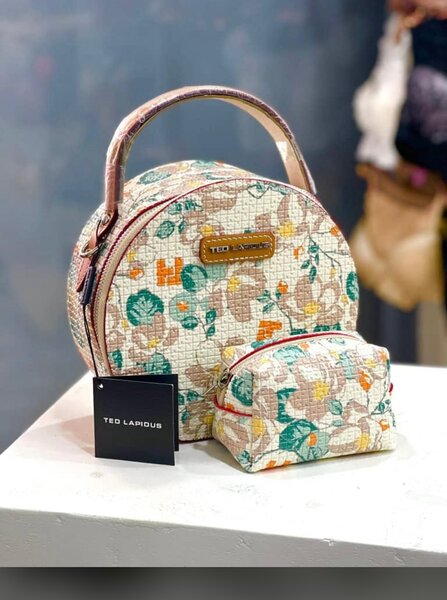 Sacs à main élégants Chris Kalla