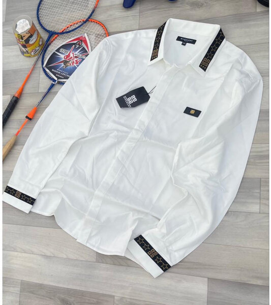 Chemise blanche élégante homme