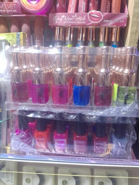 Vibrant Nail Polish Set