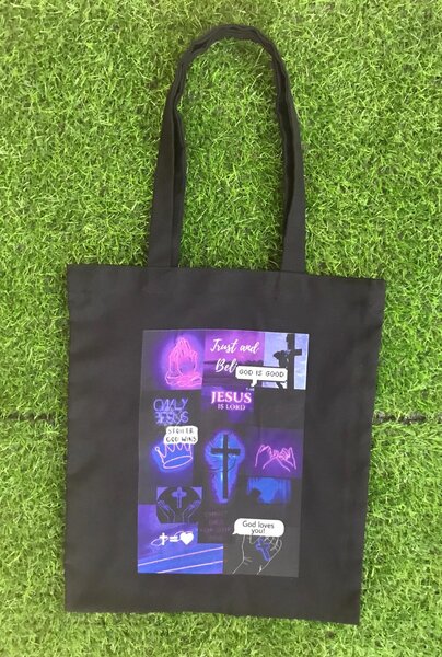 Tote bag