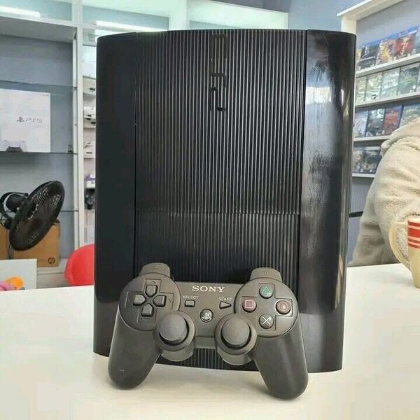 PS3 loaded with 10games