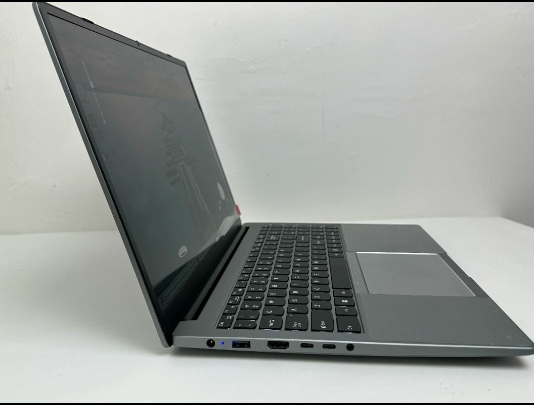 Ordinateu Yadeltech EOG KADOSH