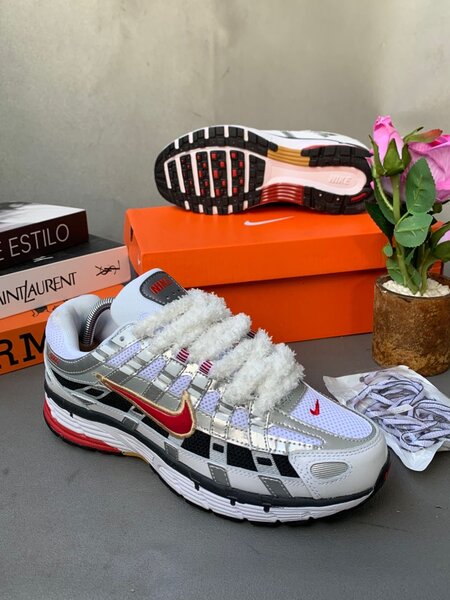 NIKE P-6000 - RED