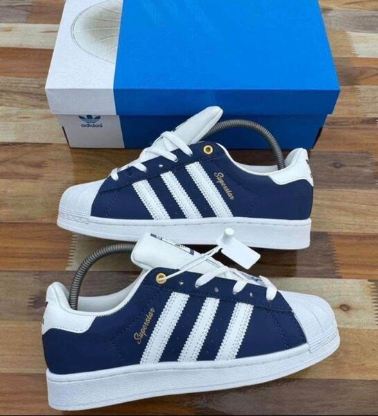 Adidas superstar