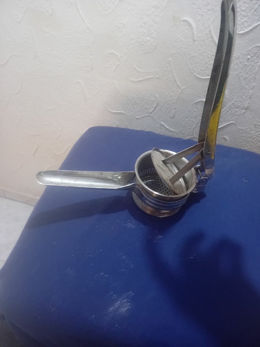 Presse-purée manuel acier inoxydable