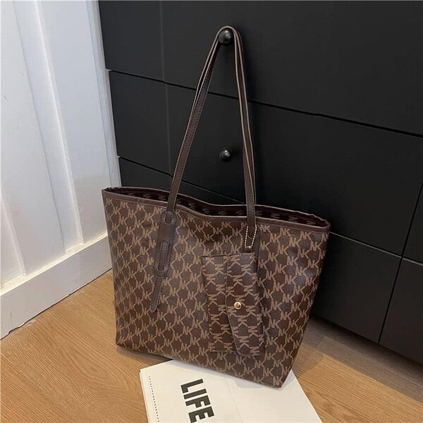 Grand sacs disponibles double de l’intérieur 