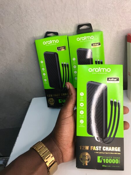 Oraimo powerbanks (10000mAh)