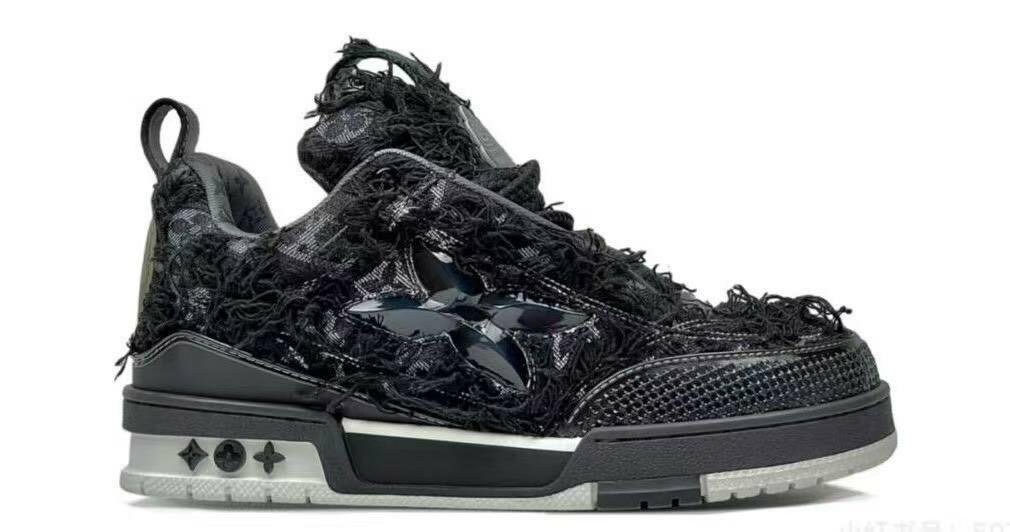 Baskets noires en tissu effiloché