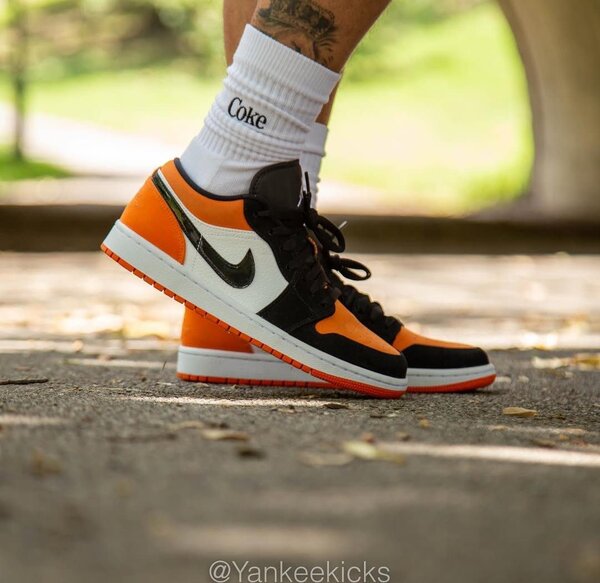 Baskets Orange Noir Homme