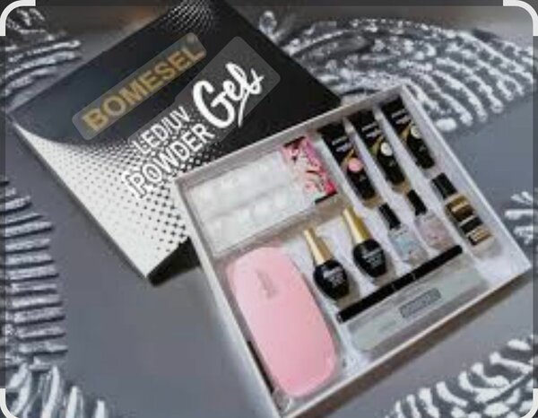 Ensemble de colle de cristal