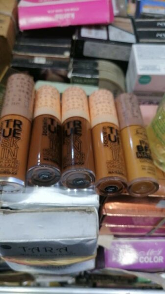 Concealer true skin très matte pour peau grasse