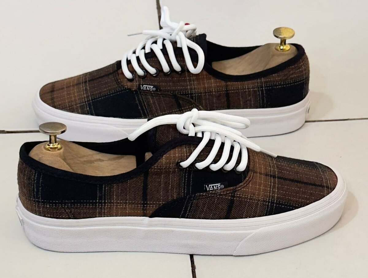 CHAUSSURE VANS