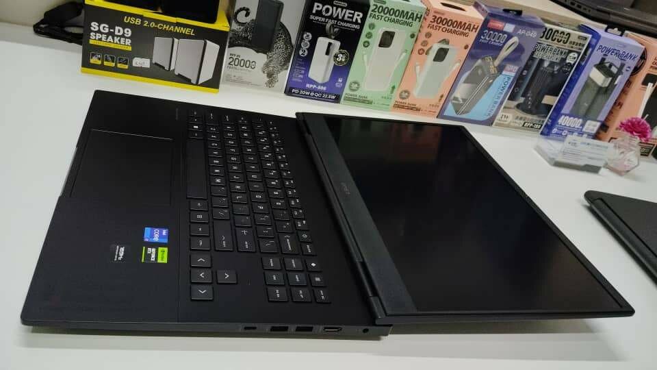 HP omen 16 Intel Core i7-13th generation 8GB RTX