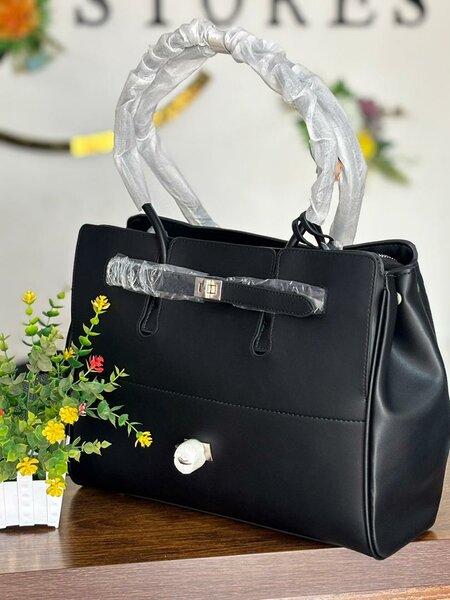 Sac à main en cuir élégant