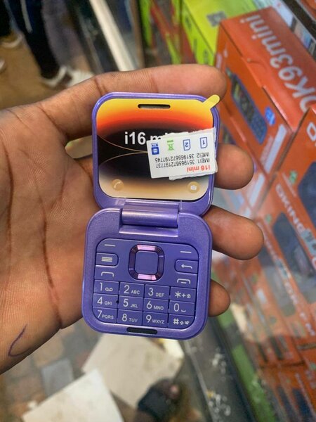 Téléphone portable I16
