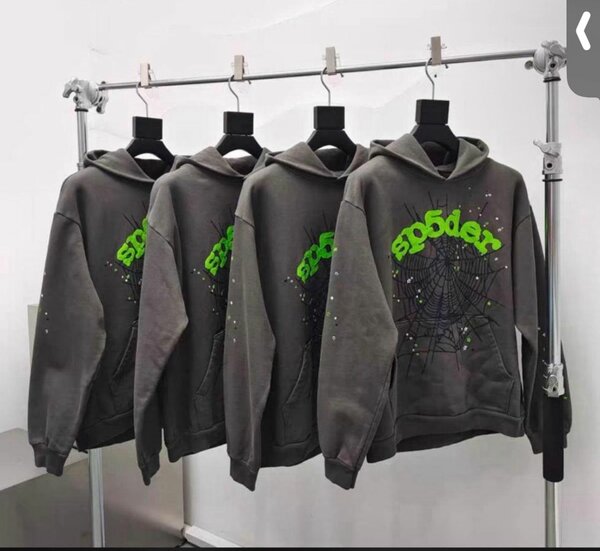 Sweat à Capuche Imprimé