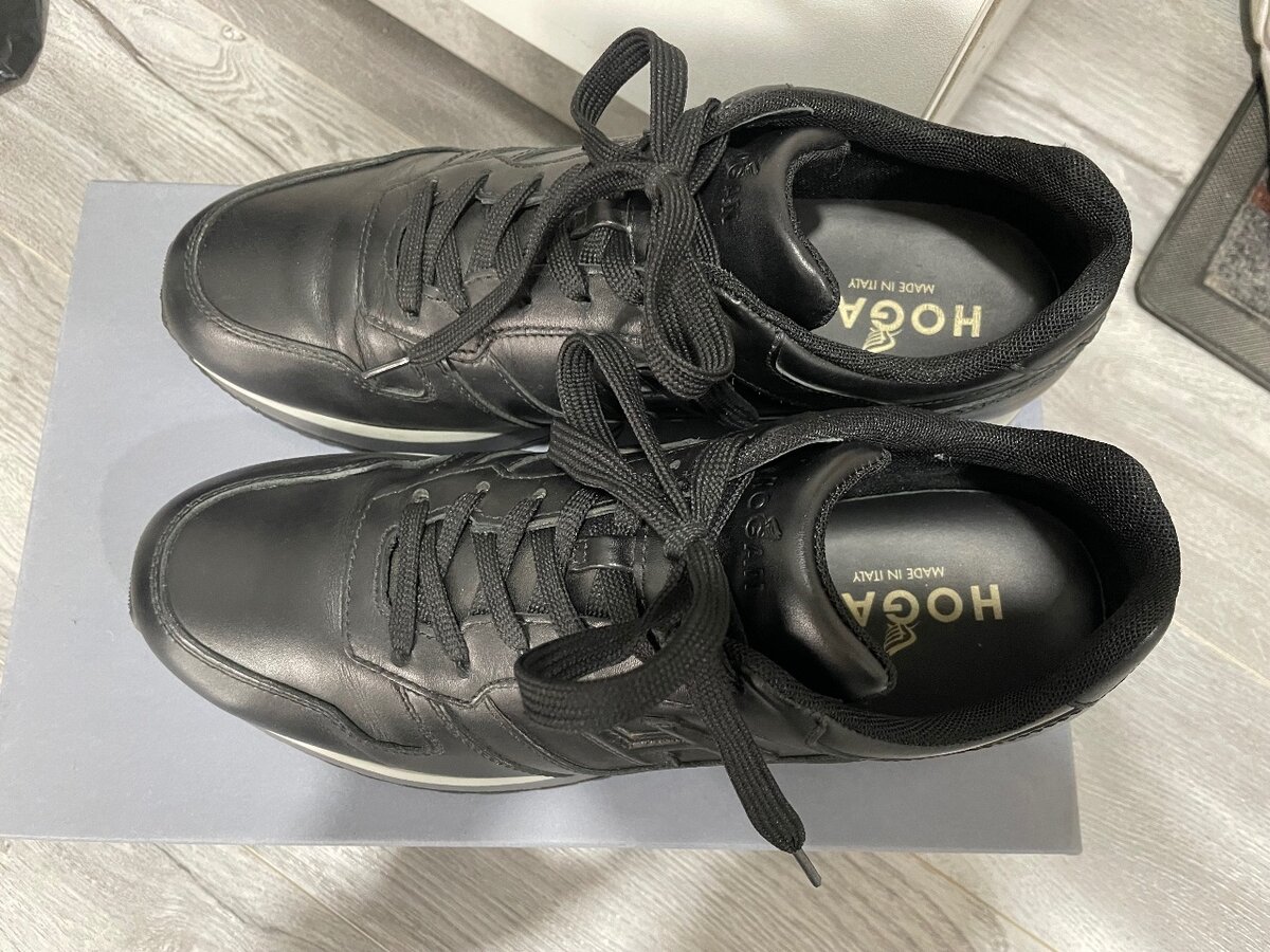 Мужские кроссовки