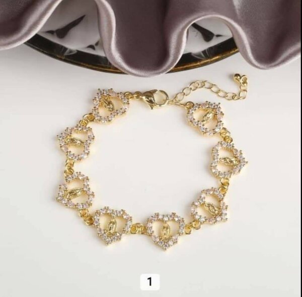 BRACELET MARIAL À L'EFFIGIE DE NOTRE DAME DE GUADELOUPE