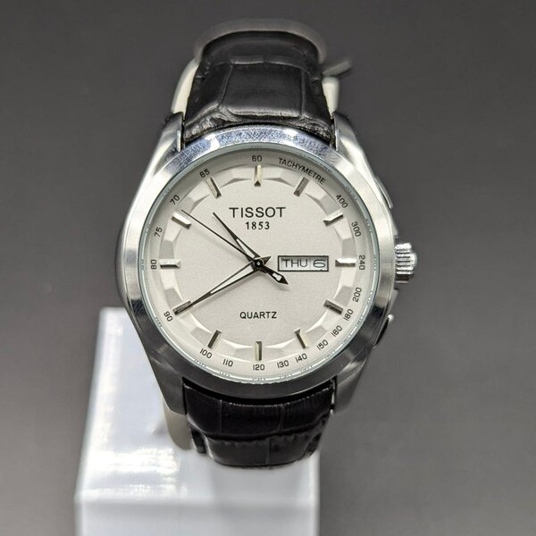 Model: Tissot Dates & Days Tachymetre Master Lock Dial: Meta