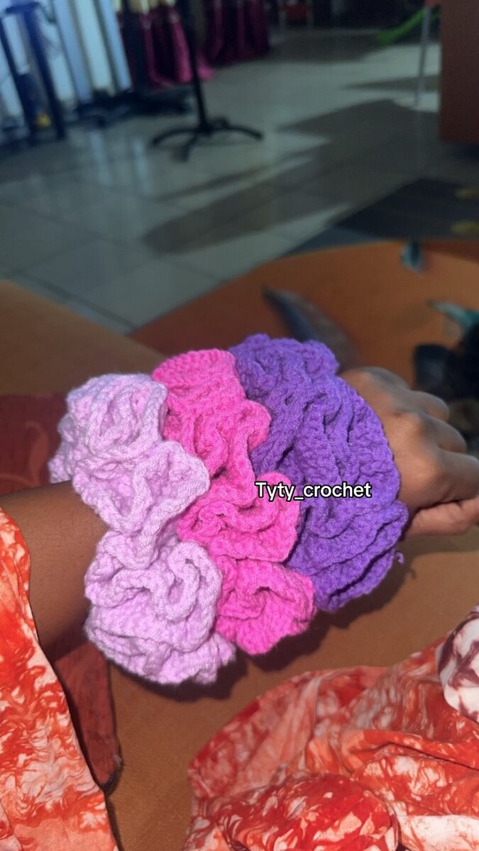 Chouchous en crochet colorés