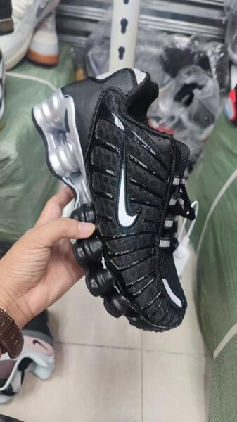 Baskets running air Nike