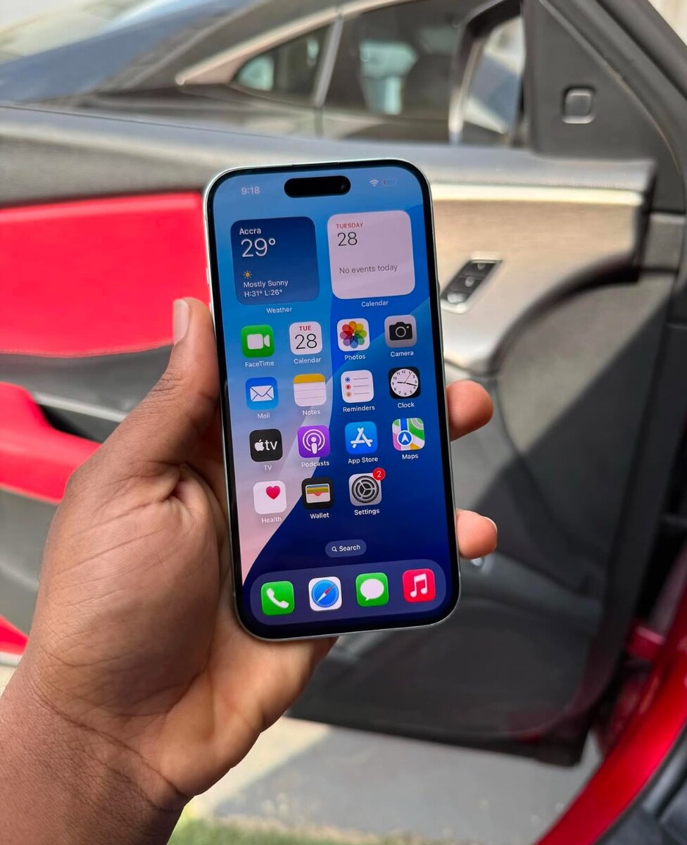 Pre-owned iPhone 15 128Gb ESIM Locked Bh 100%