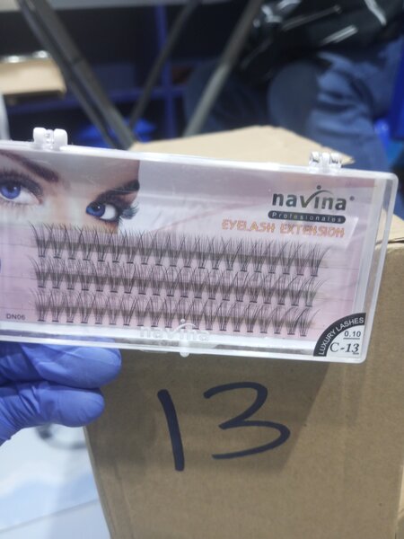 Extensions de cils Navina