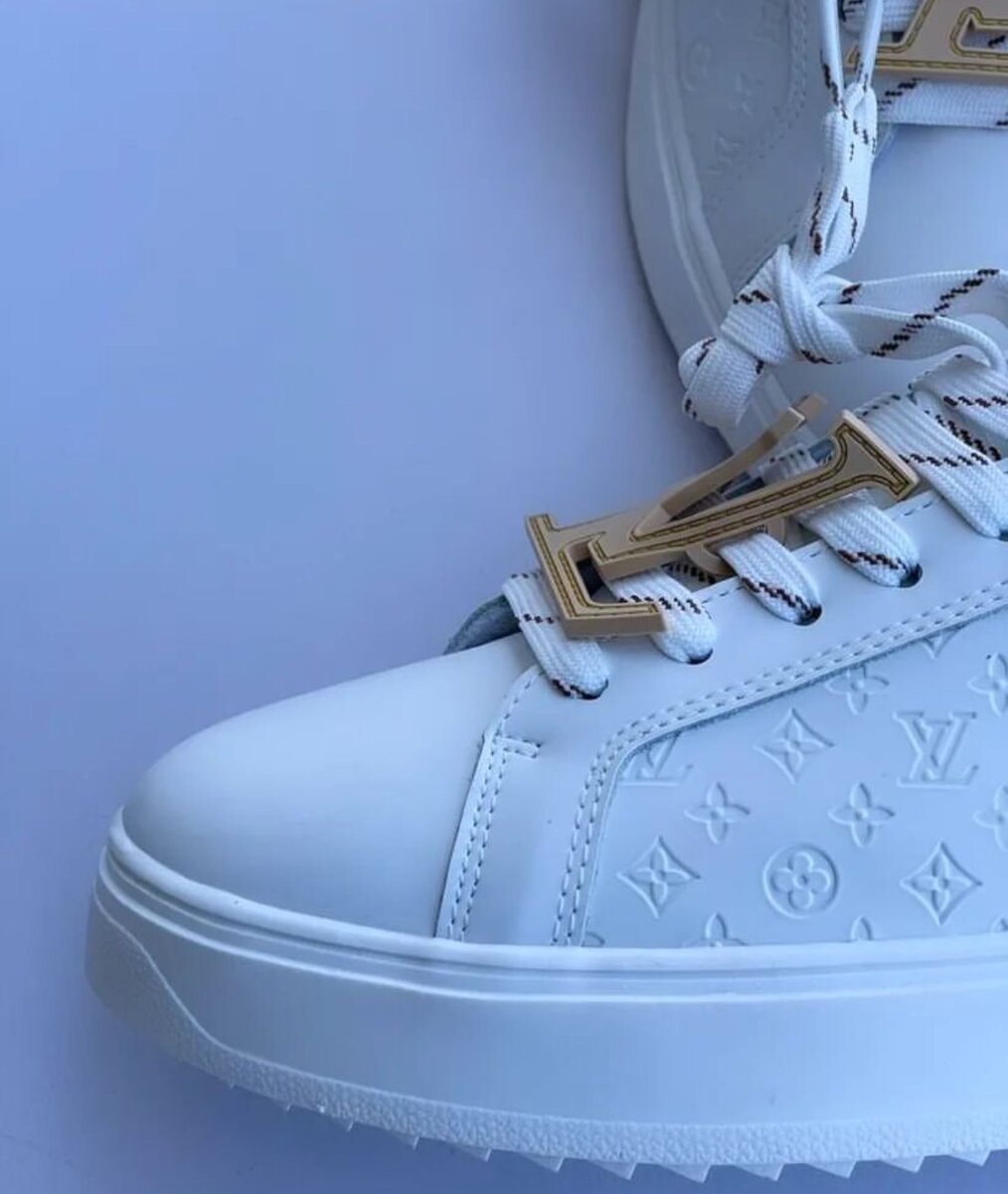 Lv sneakers