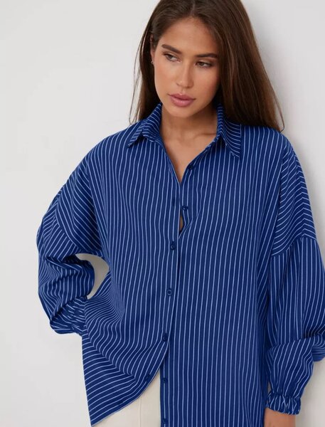 Женская рубашка оверсайз размеры S,M тёмно синий