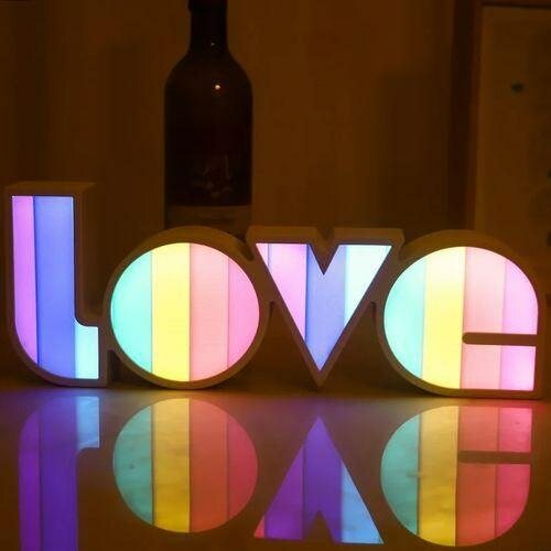 Lampe LED LOVE Arc-en-Ciel