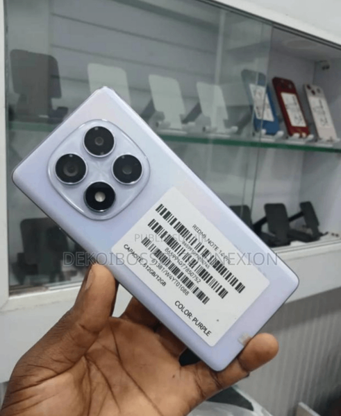 Smartphone moderne violet