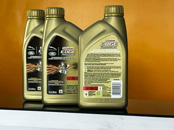 Castrol Edge 0W20 Engine Oil 1L imported from USA