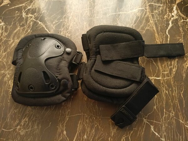 Genouillères de protection robustes