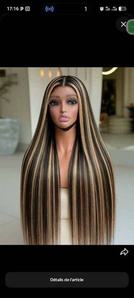 Perruque longue lisse rayée