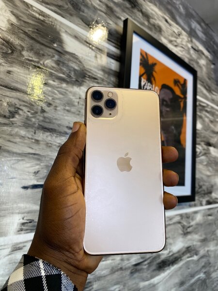 iPhone 11 Pro Max