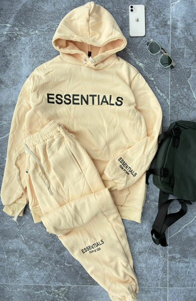 Ensemble de survêtement Essentials