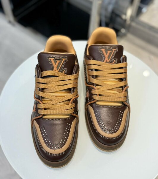 Sneakers Louis Vuitton élégants