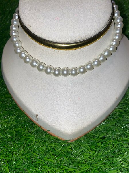 Pearl necklace