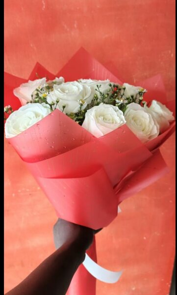 Bouquet de roses blanches