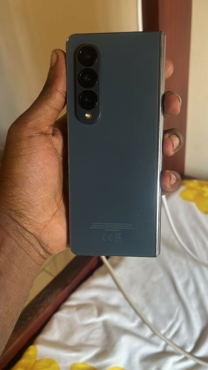 Galaxy Z fold 4 256go