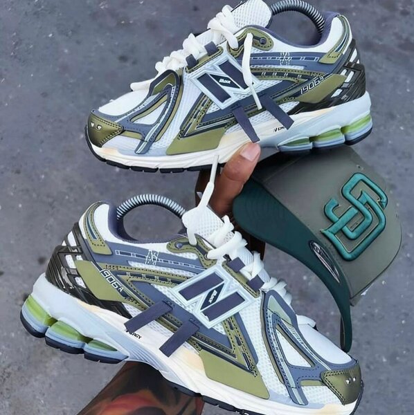 Sneakers modernes unisexes