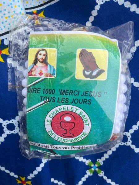 Un chapelet de mille MERCIS