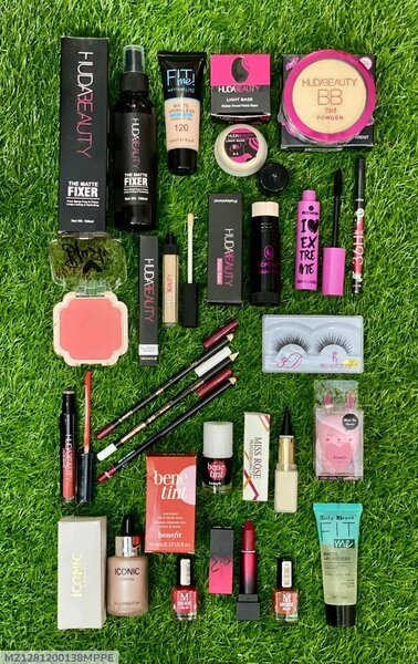 Ultimate 20 in 1 Makeup Deel