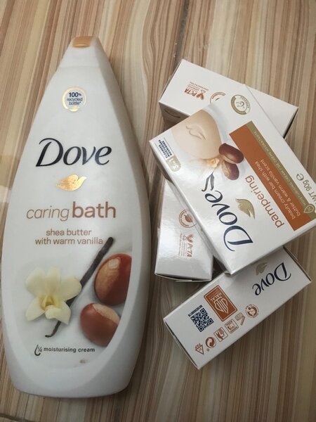 Dove Carebath Pampering/ Soap and Body wash