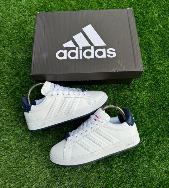 Paire adidas