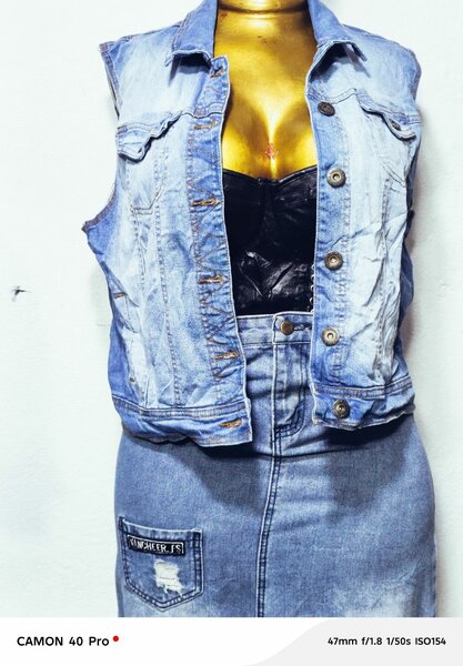 Veste en denim sans manches