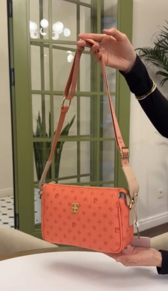 Сумочка от бренда Pierre Cardin оранжевая